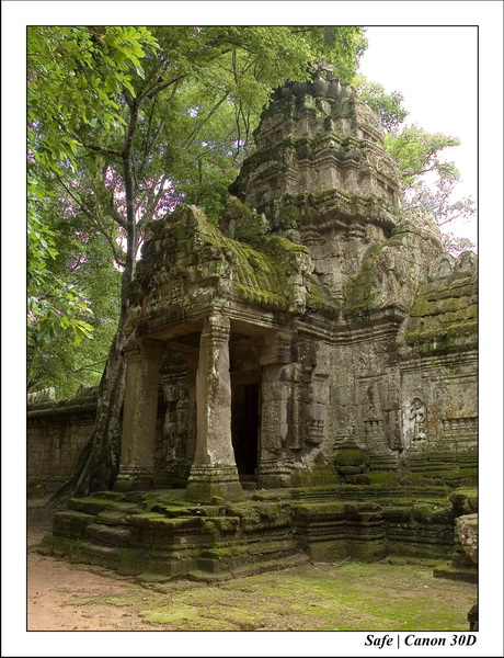 2006 - 07 - Temple angkor - Phrea Khan 08
